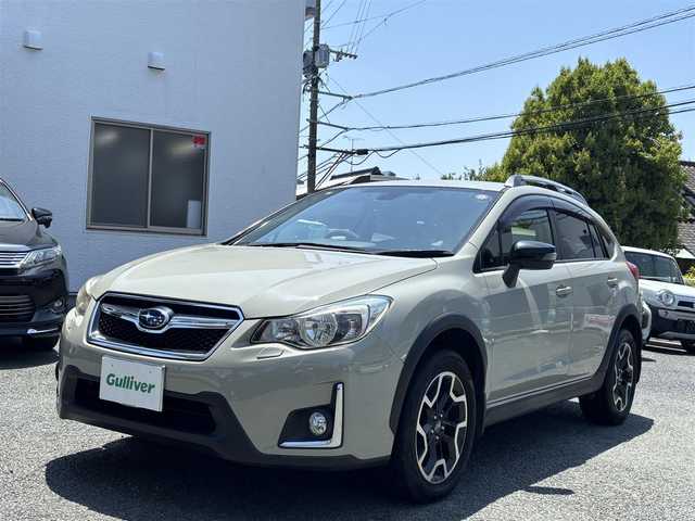 スバル インプレッサ ＸＶ 2．0i アイサイト 熊本県 2016(平28)年 5.8万km デザートカーキ ワンオーナー/4WD/ルーフレール/純正メモリナビ/【フルセグTV/SD/CD/DVD/Bluetooth】/バックカメラ/衝突被害軽減システム/レーダークルーズコントロール/レーンキープアシスト/パドルシフト/純正17インチアルミホイール/オートLEDライト/オートマチックハイビーム/ビルトインETC/アイドリングストップ/横滑り防止装置/盗難防止装置/純正フロアマット/ダブル＋サイドエアバック/プッシュスタート/スマートキー/取扱説明書/保証書