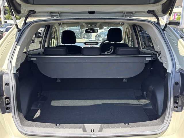 スバル インプレッサ ＸＶ 2．0i アイサイト 熊本県 2016(平28)年 5.8万km デザートカーキ ワンオーナー/4WD/ルーフレール/純正メモリナビ/【フルセグTV/SD/CD/DVD/Bluetooth】/バックカメラ/衝突被害軽減システム/レーダークルーズコントロール/レーンキープアシスト/パドルシフト/純正17インチアルミホイール/オートLEDライト/オートマチックハイビーム/ビルトインETC/アイドリングストップ/横滑り防止装置/盗難防止装置/純正フロアマット/ダブル＋サイドエアバック/プッシュスタート/スマートキー/取扱説明書/保証書