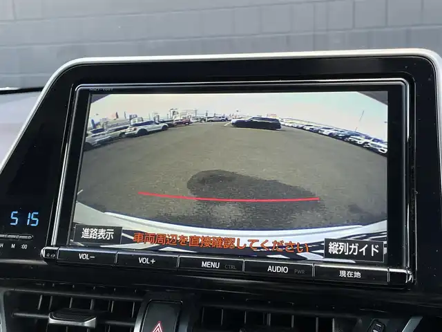 トヨタ Ｃ－ＨＲ G 三重県 2017(平29)年 5.1万km ホワイトパールクリスタルシャイン 純正９型ナビ　/バックカメラ　/セーフセンス　/ドライブレコーダー　/シートヒーター　/ＬＥＤヘッドライト　/寒冷地仕様　/ＡＣＣ　/ブラインドスポット　/ハーフレザーシート　/純正１８インチアルミ　/ＡＣ１００Ｖ電源
