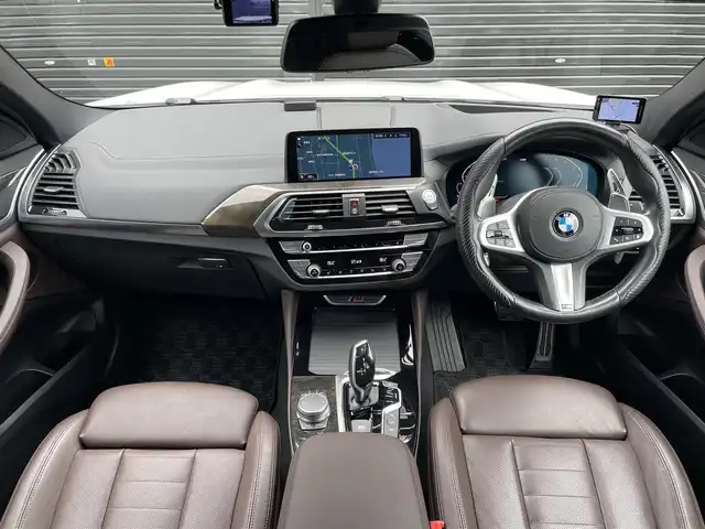 ＢＭＷ Ｘ４ M40i 三重県 2020(令2)年 3.9万km アルピンホワイトⅢ ＯＰ２１インチＡＷ　/茶革　/３Ｄデザインエアロ（フロント・リア・リアアンダー）/バイパーエンスタ　/カープレイ　/アンビエトライト　/サンルーフ　/純正前後ドラレコ　/直６ツインターボ　/ハーマンカードン　/純正ナビ　/全方位カメラ　/シートベンチ