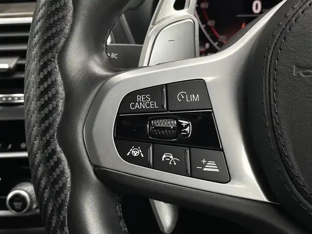 ＢＭＷ Ｘ４ M40i 三重県 2020(令2)年 3.9万km アルピンホワイトⅢ ＯＰ２１インチＡＷ　/茶革　/３Ｄデザインエアロ（フロント・リア・リアアンダー）/バイパーエンスタ　/カープレイ　/アンビエトライト　/サンルーフ　/純正前後ドラレコ　/直６ツインターボ　/ハーマンカードン　/純正ナビ　/全方位カメラ　/シートベンチ