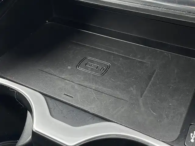 ＢＭＷ Ｘ４ M40i 三重県 2020(令2)年 3.9万km アルピンホワイトⅢ ＯＰ２１インチＡＷ　/茶革　/３Ｄデザインエアロ（フロント・リア・リアアンダー）/バイパーエンスタ　/カープレイ　/アンビエトライト　/サンルーフ　/純正前後ドラレコ　/直６ツインターボ　/ハーマンカードン　/純正ナビ　/全方位カメラ　/シートベンチ