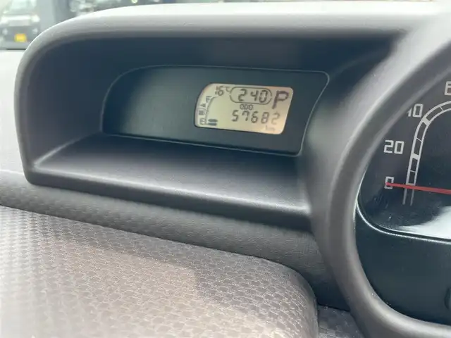 トヨタ スペイド F 鳥取県 2014(平26)年 5.8万km ブラックマイカ (株)IDOMが運営する【じしゃロン鳥取店】の自社ローン専用車両になります。こちらは現金またはオートローンご利用時の価格です。自社ローンご希望の方は別途その旨お申付け下さい/社外ナビ（700W）/・フルセグ/CD/DVD/BT/社外フリップダウンモニター/片側パワースライドドア/社外LEDライト/ETC/スマートキー×2