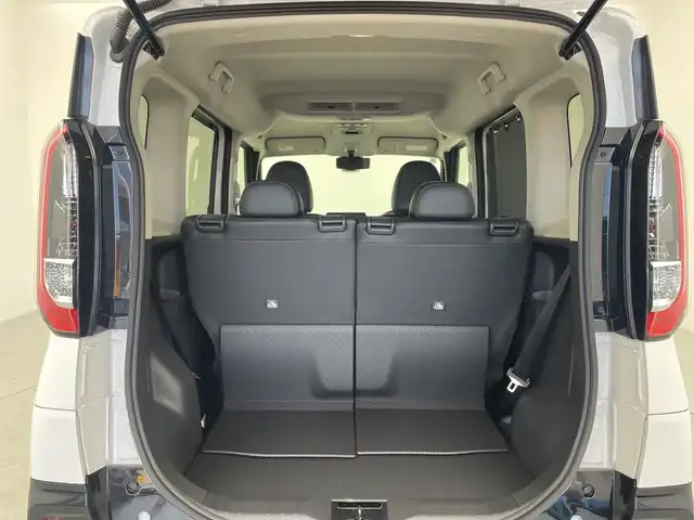 三菱 デリカミニ T プレミアム 愛知県 2025(令7)年 0.1万km未満 パール 届出済未使用車/登録時走行5キロ/ターボ車/オプション・サイドデカール/純正ディスプレイオーディオ/・Bluetooth/・androidauto/・Applecarplay/・USB/全方位カメラ/デジタルインナーミラー/両側パワースライドドア/衝突軽減/車線維持支援/アダプティブクルーズコントロール/横滑り防止/パドルシフト/ステアリングヒーター/シートヒーター/先行車発信お知らせ機能/道路標識表示/プッシュスタート
