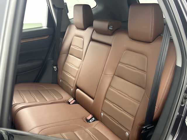 ホンダ ＣＲ－Ｖ ハイブリッド e:HEV EX マスターピース 兵庫県 2019(平31)年 3.6万km ルーセブラックM ・純正ナビ&BT&TV&USB&SD/・ビルトインETC2.0/・バックカメラ/・前後ドライブレコーダー/・レーダークルーズコントロール/・ホンダセンシング/・レーンキープアシスト/・衝突軽減ブレーキ/・クリアナンスソナー/・BSM/・コンフォートビュー/・LEDオートライト/・フォグランプ/・オートマチックハイビーム/・パワーバックドア/・サンルーフ/・レザーシート/・シートヒーター/・パワーシート/・メモリシート/・革巻きステアリング/・パドルシフト/・ステアリングスイッチ/・純正18インチアルミホイール/・純正フロアマット/・W＋サイドエアバック/・カーテンエアバック/・電動パーキングブレーキ/・ブレーキホールド/・スマートキー/・純正アンダーエアロ/・スペアキー/・プッシュスタート