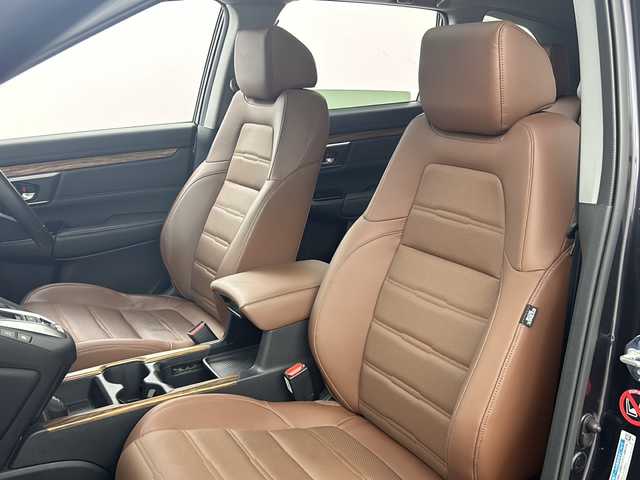 ホンダ ＣＲ－Ｖ ハイブリッド e:HEV EX マスターピース 兵庫県 2019(平31)年 3.6万km ルーセブラックM ・純正ナビ&BT&TV&USB&SD/・ビルトインETC2.0/・バックカメラ/・前後ドライブレコーダー/・レーダークルーズコントロール/・ホンダセンシング/・レーンキープアシスト/・衝突軽減ブレーキ/・クリアナンスソナー/・BSM/・コンフォートビュー/・LEDオートライト/・フォグランプ/・オートマチックハイビーム/・パワーバックドア/・サンルーフ/・レザーシート/・シートヒーター/・パワーシート/・メモリシート/・革巻きステアリング/・パドルシフト/・ステアリングスイッチ/・純正18インチアルミホイール/・純正フロアマット/・W＋サイドエアバック/・カーテンエアバック/・電動パーキングブレーキ/・ブレーキホールド/・スマートキー/・純正アンダーエアロ/・スペアキー/・プッシュスタート