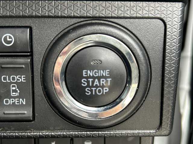 ダイハツ タント カスタム RS 福岡県 2023(令5)年 2.2万km シャイニングホワイトパール ・ナビ/（BLUETOOTH/フルセグ/バックカメラ/・ETC/・スペアキー/・純正フロアマット/・シートヒーター/・両側パワースライドドア/・コーナーセンサー/・クリアランスソナー/・アイドリングストップ/・電動格納ミラー/・ハーフレザーシート