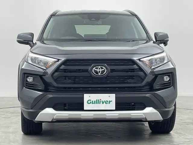 トヨタ ＲＡＶ４ アドベンチャー 群馬県 2025(令7)年 0.1万km未満 グレーメタリック 登録済未使用車　純正１０．５型ナビ　フルセグＴＶ　バックカメラ　ルーフレール　シートヒーター／エアーシート　ステアリングヒーター　衝突被害軽減ブレーキ　レーンアシスト　ＢＳＭ　ＥＴＣ２．０　禁煙車