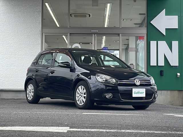 フォルクスワーゲン ゴルフ TSI トレンドライン 愛知県 2012(平24)年 4.3万km ディープブラックパールエフェクト ワンオーナー/純正ナビ、フルセグTV/ETC/ドライブレコーダー/走行中視聴可能/オートライト/スペアキー/保証書、取説