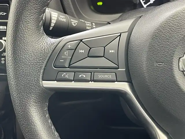 日産 ノート e－パワー メダリスト 愛知県 2018(平30)年 1.5万km ブリリアントホワイトパール 純正ナビ　茶ハーフレザー　禁煙車　追従クルコン　エマージェンシーブレーキ　ＬＥＤオートライト　レーンキープ　コーナーセンサー　Ｂｌｕｅｔｏｏｔｈ　バックカメラ　衝突軽減　プッシュスタート　スマートキー