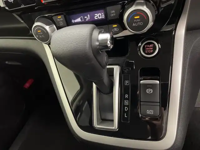 日産 セレナ ハイウェイスターVセレクションⅡ 鹿児島県 2018(平30)年 5.8万km インペリアルアンバーP ALPINE11インチナビ/（AM/FM/CD/DVD/Bluetooth/フルセグ）/フリップダウンモニター/アラウンドビューモニター/プロパイロット/エマージェンシーブレーキ/レーンキープアシスト/コーナーセンサー/両側パワースライドドア/オートライト/純正AW16インチ/LEDヘッドライト/フォグライト/スマートキー