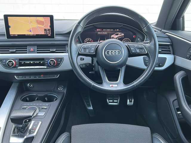 アウディ Ａ４ 2．0TFSIスポーツ 富山県 2017(平29)年 11.3万km 白 禁煙車/純正ディスプレイオーディオ/全方位カメラ/ワンセグＴＶ/クルーズコントロール/レーンキープアシスト/コーナーセンサー/衝突軽減ブレー/ＵＳＢ入力端子/MTモード付AT/純正フロアマット/純正アルミホイール/電動シート/ヒートシーター/LEDヘッドライト/オートライト/ドライブレコーダー/ＥＴＣ