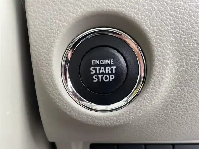 スズキ ラパン ＬＣ X 千葉県 2022(令4)年 2.5万km フォーンベージュメタリック/アーバンブラウン 2トーン 純正メモリナビ/(CD/DVD/BT/AM/FM)/フルセグTV/全周囲カメラ/ハーフレザーシート/シートヒーター/衝突被害軽減システム/車線逸脱警報/コーナーセンサー前後/ETC/LEDヘッドライト/オートライト/アイドリングストップ/ウィンカーミラー/電動格納ミラー/純正14インチAW/シートリフター/横滑り防止装置/プッシュスタート/スマートキー/フロアマット/ドアバイザー/取扱説明書/保証書