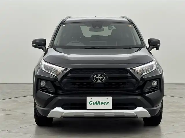 トヨタ ＲＡＶ４ アドベンチャー 福岡県 2021(令3)年 5.8万km アティチュードブラックマイカ 純正９型ＤＡ　/バックカメラ　/ビルトインＥＴＣ２．０　/前方ドライブレコーダー　/レーダークルーズコントロール　/コーナーセンサー　/衝突軽減ブレーキ　/レーンキープ　/アクセル踏み間違い防止　/ブラインドスポットモニター　/ヒルディセントコントロール　/ＲＡＹＳ製１６インチＡＷ　/LEDヘッドライト