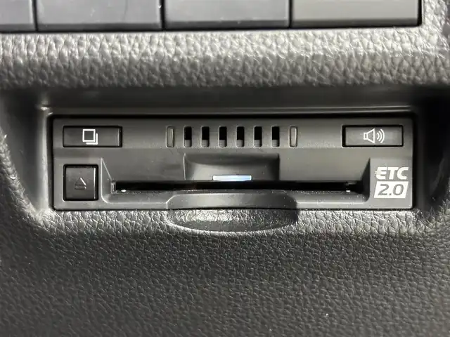 トヨタ ＲＡＶ４ アドベンチャー 福岡県 2021(令3)年 5.8万km アティチュードブラックマイカ 純正９型ＤＡ　/バックカメラ　/ビルトインＥＴＣ２．０　/前方ドライブレコーダー　/レーダークルーズコントロール　/コーナーセンサー　/衝突軽減ブレーキ　/レーンキープ　/アクセル踏み間違い防止　/ブラインドスポットモニター　/ヒルディセントコントロール　/ＲＡＹＳ製１６インチＡＷ　/LEDヘッドライト