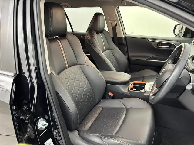 トヨタ ＲＡＶ４ アドベンチャー 福岡県 2021(令3)年 5.8万km アティチュードブラックマイカ 純正９型ＤＡ　/バックカメラ　/ビルトインＥＴＣ２．０　/前方ドライブレコーダー　/レーダークルーズコントロール　/コーナーセンサー　/衝突軽減ブレーキ　/レーンキープ　/アクセル踏み間違い防止　/ブラインドスポットモニター　/ヒルディセントコントロール　/ＲＡＹＳ製１６インチＡＷ　/LEDヘッドライト