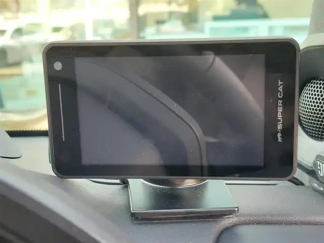 トヨタ ランドクルーザー ２５０ ZX 東京都 2024(令6)年 0.8万km ブラック ワンオーナー/ムーンルーフ/バグガード/メーカーＤＡナビ/フルセグTV/ＪＢＬプレミアムサウンド/パノラミックビューモニター/デジタルインナーミラー/ワイヤレス充電器/ビルトインＥＴＣ２．０/トヨタセーフティセンス/レーダークルーズコントロール/コーナーセンサー/プリクラッシュセーフティ/レーンキープアシスト/ブラインドスポットモニター/アクセル踏み間違い防止/ヒルディセントコントロール/ヘッドアップディスプレイ/パドルシフト/レザーシート/パワーシート/シートヒーター/ベンチレーション/ステアリングヒーター/パワーバックドア/ルーフレール/純正２０インチアルミホイール/ＬＥＤヘッドライト/純正エンジンスターター