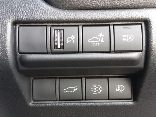 トヨタ ランドクルーザー ２５０ ZX 東京都 2024(令6)年 0.8万km ブラック ワンオーナー/ムーンルーフ/バグガード/メーカーＤＡナビ/フルセグTV/ＪＢＬプレミアムサウンド/パノラミックビューモニター/デジタルインナーミラー/ワイヤレス充電器/ビルトインＥＴＣ２．０/トヨタセーフティセンス/レーダークルーズコントロール/コーナーセンサー/プリクラッシュセーフティ/レーンキープアシスト/ブラインドスポットモニター/アクセル踏み間違い防止/ヒルディセントコントロール/ヘッドアップディスプレイ/パドルシフト/レザーシート/パワーシート/シートヒーター/ベンチレーション/ステアリングヒーター/パワーバックドア/ルーフレール/純正２０インチアルミホイール/ＬＥＤヘッドライト/純正エンジンスターター