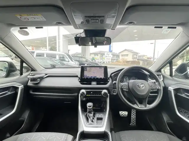 トヨタ ＲＡＶ４ X 熊本県 2020(令2)年 6.5万km グレーメタリック ワンオーナー/サンルーフ/インチアップ車/純正SDナビ（NSZT-Y68T）/【フルセグTV/Bluetooth/HDMI/CD/DVD】/バックカメラ/クルーズコントロール/プリクラッシュセーフティ/パーキングサポートブレーキ/パーキングセンサー/オートハイビーム/車線維持支援/横滑り防止機能/電子パーキング/オートホールド/MTモード/純正18インチアルミホイール/RAV4アルミ製ペダル/ステアリングスイッチ/ETC/前後ドライブレコーダー/スペアキー/純正フロアマット/取扱説明書