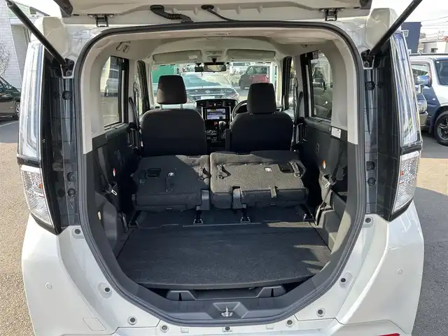 トヨタ ルーミー カスタムG 宮城県 2020(令2)年 2.7万km パールホワイトⅢ パノラミックビュー対応ナビレディパッケージ/・パノラミックビューモニター/・ステアリングスイッチ/＝＝＝/スマートアシスト/・衝突回避支援ブレーキ機能/・衝突警報機能/・車線逸脱警報機能/・ふらつき警報/・ブレーキ制御機能付誤発進抑制機能/・サイドビューランプ/・先行車発進お知らせ機能/・コーナーセンサー/・路側逸脱警報/・アダプティブドライビングビーム/・アダプティブクルーズコントロール/・標識認識機能/純正9インチナビ（NSZT-Y68T）/・CD/DVD/・Bluetooth/・フルセグTV/ビルトインETC/ドライブレコーダー/ウェルカムパワースライドドア（両側）/革巻きステアリング/電動パーキングブレーキ/ブレーキホールド/LEDヘッドランプ/フォグランプ/オートライト/スマートキー＆プッシュスタート/電動格納ミラー/純正14インチAW/純正フロアマット/純正ドアバイザー/Wエアバッグ