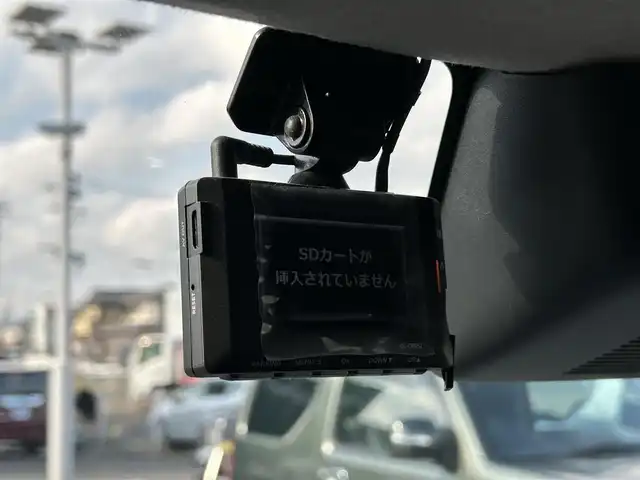 トヨタ ルーミー カスタムG 宮城県 2020(令2)年 2.7万km パールホワイトⅢ パノラミックビュー対応ナビレディパッケージ/・パノラミックビューモニター/・ステアリングスイッチ/＝＝＝/スマートアシスト/・衝突回避支援ブレーキ機能/・衝突警報機能/・車線逸脱警報機能/・ふらつき警報/・ブレーキ制御機能付誤発進抑制機能/・サイドビューランプ/・先行車発進お知らせ機能/・コーナーセンサー/・路側逸脱警報/・アダプティブドライビングビーム/・アダプティブクルーズコントロール/・標識認識機能/純正9インチナビ（NSZT-Y68T）/・CD/DVD/・Bluetooth/・フルセグTV/ビルトインETC/ドライブレコーダー/ウェルカムパワースライドドア（両側）/革巻きステアリング/電動パーキングブレーキ/ブレーキホールド/LEDヘッドランプ/フォグランプ/オートライト/スマートキー＆プッシュスタート/電動格納ミラー/純正14インチAW/純正フロアマット/純正ドアバイザー/Wエアバッグ