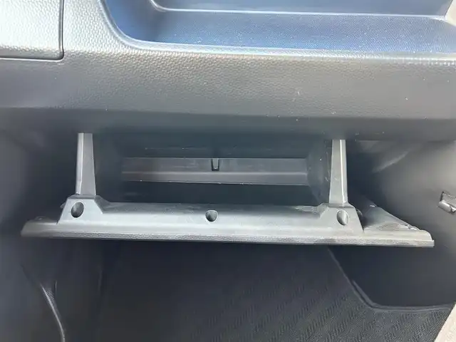 トヨタ ルーミー カスタムG 宮城県 2020(令2)年 2.7万km パールホワイトⅢ パノラミックビュー対応ナビレディパッケージ/・パノラミックビューモニター/・ステアリングスイッチ/＝＝＝/スマートアシスト/・衝突回避支援ブレーキ機能/・衝突警報機能/・車線逸脱警報機能/・ふらつき警報/・ブレーキ制御機能付誤発進抑制機能/・サイドビューランプ/・先行車発進お知らせ機能/・コーナーセンサー/・路側逸脱警報/・アダプティブドライビングビーム/・アダプティブクルーズコントロール/・標識認識機能/純正9インチナビ（NSZT-Y68T）/・CD/DVD/・Bluetooth/・フルセグTV/ビルトインETC/ドライブレコーダー/ウェルカムパワースライドドア（両側）/革巻きステアリング/電動パーキングブレーキ/ブレーキホールド/LEDヘッドランプ/フォグランプ/オートライト/スマートキー＆プッシュスタート/電動格納ミラー/純正14インチAW/純正フロアマット/純正ドアバイザー/Wエアバッグ