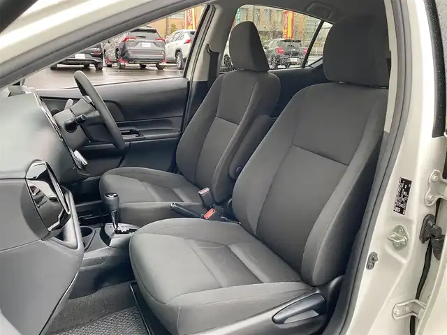 トヨタ アクア S スタイルブラック 岐阜県 2019(令1)年 9.5万km ホワイトパールクリスタルシャイン 純正ナビ(NSCN-W68)/ワンセグTV/Bluetooth/CD/トヨタセーフティセンス/・プリクラッシュセーフティ/・レーンディパーチャーアラート/・オートマチックハイビーム/クリアランスソナー/バックカメラ/ビルトインETC/オートライト/純正15インチホイール/社外フロアマット/スペアキー/スマートキー/保証書