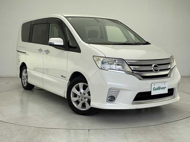 日産 セレナ ハイウェイスター Sハイブリッド 千葉県 2013(平25)年 7.9万km ブリリアントホワイトパール 純正ナビ/　CD/DVD/Bluetooth/フルセグTV/クルーズコントロール/オートライト/フォグランプ/両側パワースライド/ETC/前方ドラレコ/シートバックテーブル/フロアマット/ドアバイザー/電動格納ミラー/スマートキー/スタートボタン/スペアキー