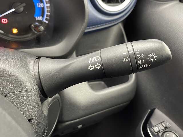 日産 デイズ ハイウェイスターX 千葉県 2020(令2)年 6万km ホワイトパール エマージェンシーブレーキ/コーナーセンサー/レーンキープアシスト/アイドリングストップ/純正SDナビ/　フルセグ/DVD/CD/AM/FM/全方囲カメラ/純正ETC2.0/ドライブレコーダー前方（DJ4-D）/ステアリングスイッチ/純正フロアマット/LEDヘッドライト/オートライト/フォグランプ/ウィンカーミラー/スマートキー/プッシュスタート/W＋サイドエアバック/サイドバイザー