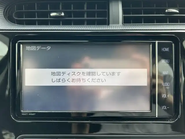 トヨタ アクア G 島根県 2020(令2)年 5.4万km ブラックマイカ 純正ＳＤナビ　/フルセグＴＶ　/ＤＶＤ再生　/Ｂｌｕｅｔｏｏｔｈ接続　/バックカメラ　/前後ドライブレコーダー　/ビルトインＥＴＣ２．０　/オートライト／ハイビーム　/前後コーナーセンサー　/衝突軽減ブレーキ　/横滑り防止装置/レーンキープアシスト/スマートキー/プッシュスタート/フォグランプ/社外15インチアルミホイール（VELAA SPORT）/純正フロアマット