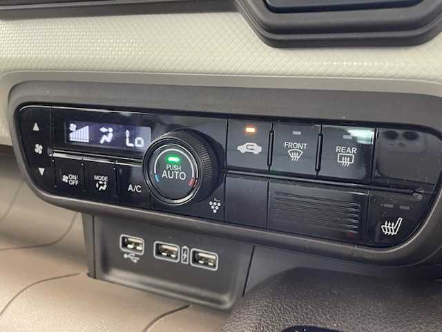 ホンダ Ｎ ＷＧＮ L ホンダセンシング 宮城県 2020(令2)年 4.4万km プラチナホワイトパール ワンオーナー/ホンダセンシング/・衝突軽減ブレーキ/・路外逸脱抑制機能/・アダプティブ・クルーズ・コントロール/・レーン keeping assist system/・誤発進抑制機能/コーナーセンサー後ろ/ブレーキホールドブレーキ/電動パーキング/オートライト/ハロゲンライト/シートヒーター/ベンチシート/純正フロアマット/純正ビルドインETC/純正SDナビ/Bluetooth接続/CD/DVD/バックカメラ
