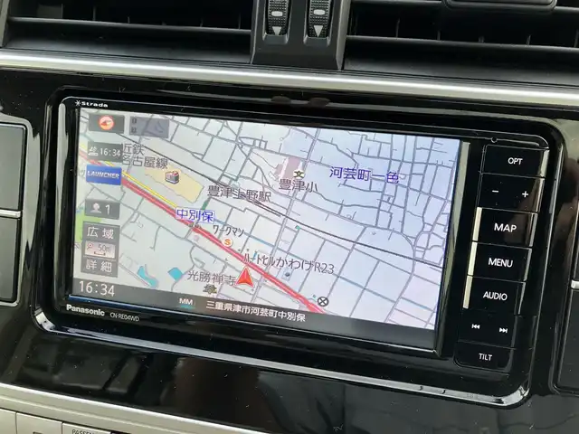 トヨタ ランドクルーザー プラド TX 三重県 2018(平30)年 5.1万km ホワイトパールクリスタルシャイン ワンオーナー /♪登録時走行距離50372km/♪サンルーフ/♪RAYS製17インチアルミホイール/♪ターボ/♪ルーフレール/♪ヒッチメンバー/♪リアラダー/♪リフトアップ/♪純正部品有り(スプリング・ショック)/♪トヨタセーフティセンス/　・PCS (プリクラッシュセーフティ)/　・LDA (レーンディパーチャーアラート)/　・レーダークルーズコントロール/♪ストラーダナビ/　・フルセグ・Bluetooth/　・DVD/CD再生・録音・USB/♪バックカメラ/♪2ndスタート/♪スマートキーx２/♪プッシュスタート/♪LEDヘッドライト/♪LEDフォグライト /♪オートマチックハイビーム/♪オートライト/♪革巻きステアリング/♪ステアリングスイッチ/♪ドライブレコーダー/♪電動格納ミラー/♪ウィンカーミラー/♪フロアマット/♪スペアタイヤ/♪ダウンヒルアシスト/♪横滑り防止機能/♪サイド/カーテン/ニーエアバック