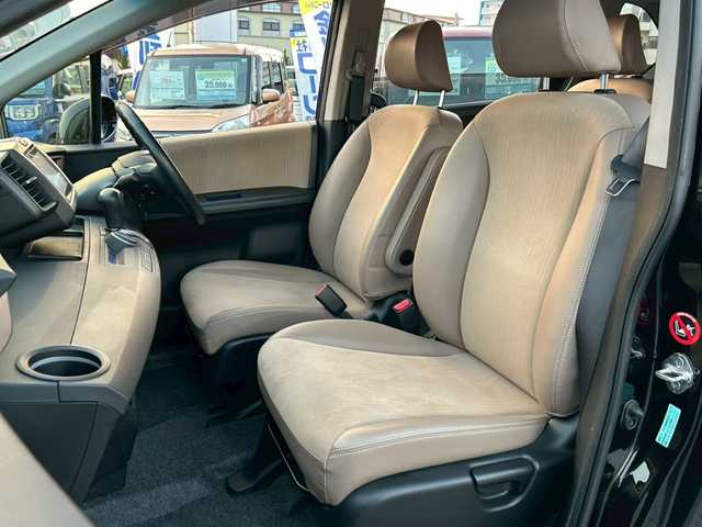 ホンダ フリード ハイブリット ジャストセレクション 沖縄県 2014(平26)年 7.7万km 黒 (株)IDOMが運営する【じしゃロンOO店】の自社ローン専用車両になりますこちらは現金またはオートローンご利用時の価格です。自社ローンご希望の方は別途その旨お申付け下さい/純正ナビ　/バックカメラ　/ＥＴＣ　/両側パワースライドドア　/クルーズコントロール　/ドライブレコーダー　/スマートキー　/純正アルミホイール　