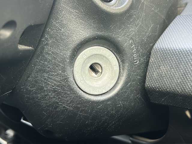 ホンダ フリード スパイク G ジャストセレクション 東京都 2012(平24)年 9.1万km モダンスティールM 純正メモリナビ　型式：VXM-128VS/【TV/DVD/CD/USB/SD】/パワースライドドア/ETC/ドライブレコーダー/ＨＩＤオートライト/横滑り防止装置/電動格納ミラー/スタッドレスタイヤ積込