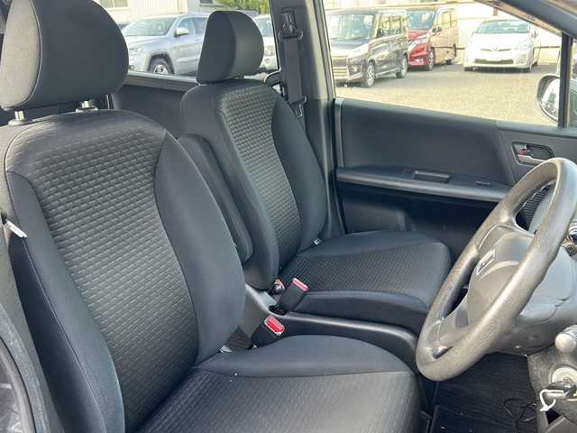 ホンダ フリード スパイク G ジャストセレクション 東京都 2012(平24)年 9.1万km モダンスティールM 純正メモリナビ　型式：VXM-128VS/【TV/DVD/CD/USB/SD】/パワースライドドア/ETC/ドライブレコーダー/ＨＩＤオートライト/横滑り防止装置/電動格納ミラー/スタッドレスタイヤ積込