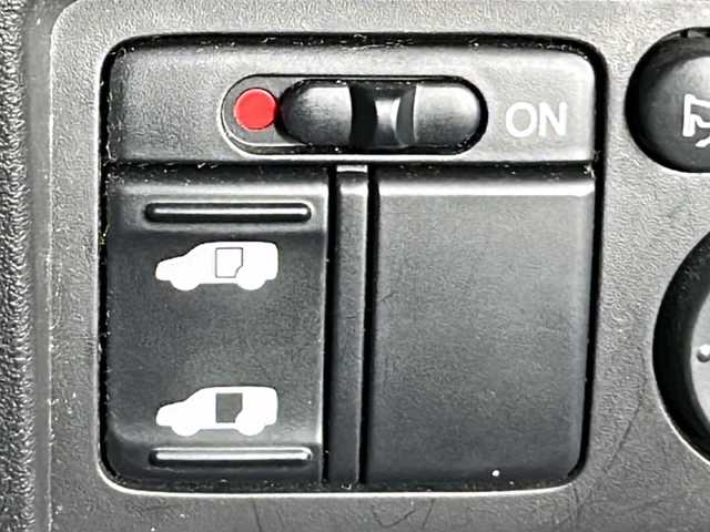 ホンダ フリード スパイク G ジャストセレクション 東京都 2012(平24)年 9.1万km モダンスティールM 純正メモリナビ　型式：VXM-128VS/【TV/DVD/CD/USB/SD】/パワースライドドア/ETC/ドライブレコーダー/ＨＩＤオートライト/横滑り防止装置/電動格納ミラー/スタッドレスタイヤ積込