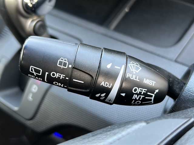 ホンダ フリード スパイク G ジャストセレクション 東京都 2012(平24)年 9.1万km モダンスティールM 純正メモリナビ　型式：VXM-128VS/【TV/DVD/CD/USB/SD】/パワースライドドア/ETC/ドライブレコーダー/ＨＩＤオートライト/横滑り防止装置/電動格納ミラー/スタッドレスタイヤ積込