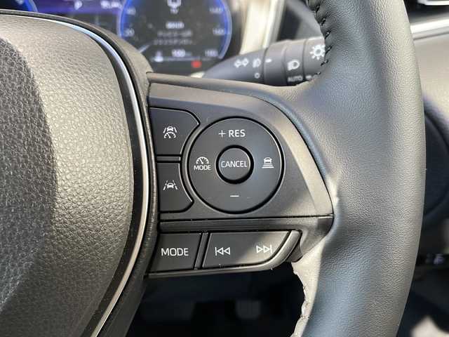 トヨタ カローラ クロス ハイブリッド Z 山形県 2025(令7)年 0.2万km ブラックマイカ ・ワンオーナー/・４WD/・モデリスタフルエアロ/・純正ディスプレイオーディオ/フルセグ/Bluetooth//AppleCarPlay/AndroidAuto/・バックカメラ/・前後純正ドラレコ/・ビルトインETC2.0/・プリクラッシュセーフティ/・レーダークルーズコントロール/・レーントレーシングアシスト/・オートマチックハイビーム/・ロードサインアシスト/・プロアクティブドライビングアシスト/・発進遅れ告知/・シグナルロードプロジェクション/・前席シートヒーター、ベンチレーション/・D席パワーシート/・ハンズフリーパワーバックドア/・フロントワイパーデアイサー/・置くだけ充電/・純正AW/・純正マット/・スペアキー1本/・保証書/・取扱説明書