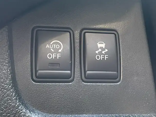 日産 セレナ HWS S HV Vセレ +SeftyⅡ 群馬県 2016(平28)年 8.8万km ブリリアントホワイトパール (株)IDOMが運営する【じしゃロン伊勢崎店】の自社ローン対象車両になります。こちらは現金ご利用時の価格です。自社ローンご希望の方は別途その旨お申付け下さい。/両側パワースライドドア/エマージェンシーブレーキ/コーナーセンサー/社外メモリーナビゲーション/アラウンドビューモニター/CD/DVD/SD/BT/DTV/フリップダウンモニター/クルーズコントロール/ETC/アイドリングストップ/LEDヘッドライト/オートライト/フォグライト/ドアバイザー