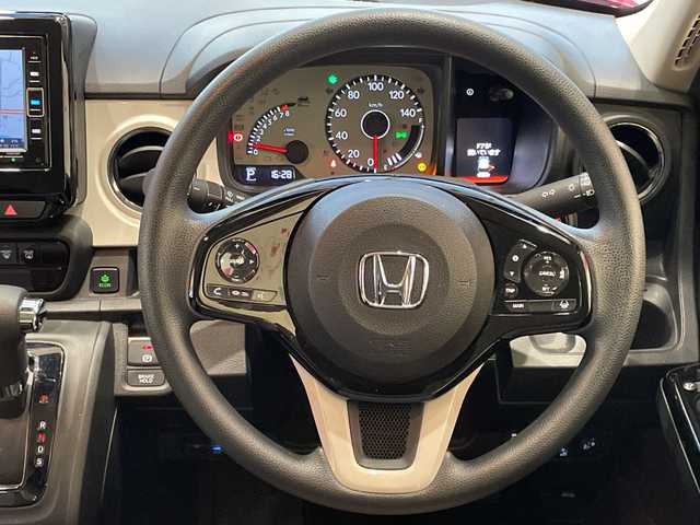 ホンダ Ｎ ＯＮＥ オリジナル 埼玉県 2021(令3)年 2.5万km フレームレッド ホンダセンシング/純正メモリーナビ/　　CD/DVD/BT/フルセグ/USB/バックカメラ/ハーフレザーシート/レーダークルーズコントロール/レーンキープアシスト/オートブレーキホールド/パーキングセンサー/ETC/スマートキー/禁煙車