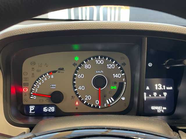 ホンダ Ｎ ＯＮＥ オリジナル 埼玉県 2021(令3)年 2.5万km フレームレッド ホンダセンシング/純正メモリーナビ/　　CD/DVD/BT/フルセグ/USB/バックカメラ/ハーフレザーシート/レーダークルーズコントロール/レーンキープアシスト/オートブレーキホールド/パーキングセンサー/ETC/スマートキー/禁煙車