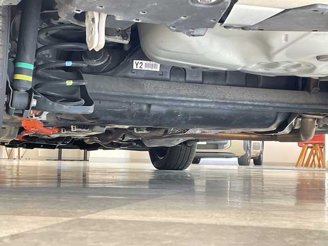 トヨタ アクア 福井県 2019(令1)年 8.9万km ホワイトパールクリスタルシャイン 純正７インチSDナビ/ワンセグTV/BT/CD/SD/AUX/AM/FM/バックカメラ/セーフティセンス/・パーキングサポートブレーキ/・レーンキープアシスト/・クリアランスソナー/・オートハイビーム/・先行車発進お知らせ/ビルトインETC/オートライト/LEDヘッドライト/プッシュスタート/スマートキー×2/社外フロアマット/ステアリングスイッチ