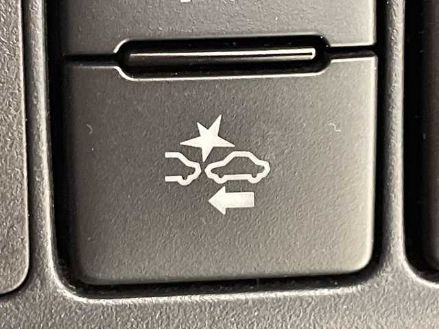 トヨタ アクア 福井県 2019(令1)年 8.9万km ホワイトパールクリスタルシャイン 純正７インチSDナビ/ワンセグTV/BT/CD/SD/AUX/AM/FM/バックカメラ/セーフティセンス/・パーキングサポートブレーキ/・レーンキープアシスト/・クリアランスソナー/・オートハイビーム/・先行車発進お知らせ/ビルトインETC/オートライト/LEDヘッドライト/プッシュスタート/スマートキー×2/社外フロアマット/ステアリングスイッチ