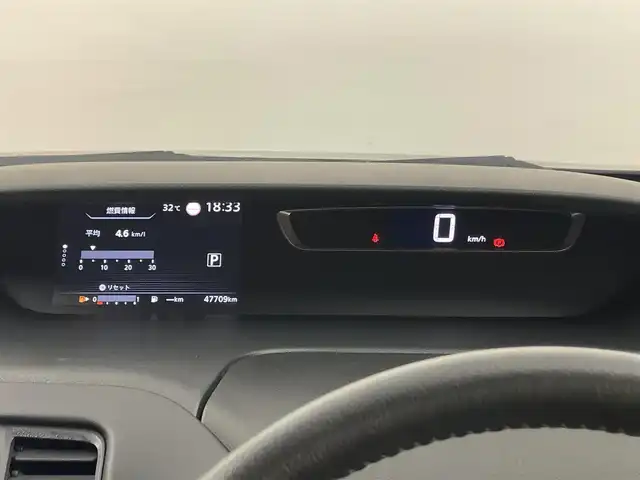 日産 セレナ ハイウェイスターVセレクションⅡ 埼玉県 2019(令1)年 4.8万km ダイヤモンドブラック プロパイロット/フリップダウンモニター/純正９インチナビ/衝突軽減/全周囲カメラ/両側パワースライドドア/パーキングアシスト/デジタルインナーミラー/フルセグＴＶ/ステアリングスイッチ/スマートキー/プッシュスタート/ＥＴＣ