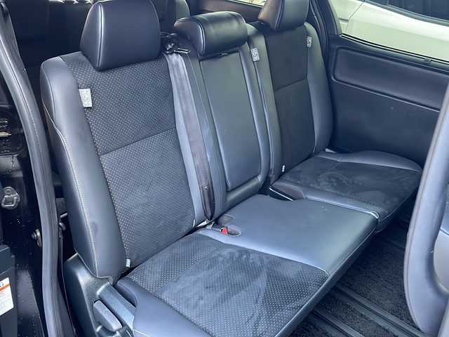トヨタ ヴォクシー ZS 煌Ⅲ 大阪府 2021(令3)年 5.9万km ブラック 【安全装備】/トヨタセーフティセンス/プリクラッシュセーフティ/（レーザーレーダー・単眼カメラ方式）/（自車車速約30km/hから80km/h間：ブレーキアシスト機能発動）/（自車車速約10km/hから80km/h間踏力無時：約30km/h減速）/レーンディパーチャーアラート/（作動車速50km/h以上時）/オートマチックハイビーム/（作動車速30km/h以上時）/先行車発進お知らせ機能/純正１０インチナビ　/両側パワースライドドア　/純正後席フリップダウンモニター　/ＥＴＣ車載器　/バックカメラ　/プッシュスタート　/スマートキー　/アイドリングストップ　
