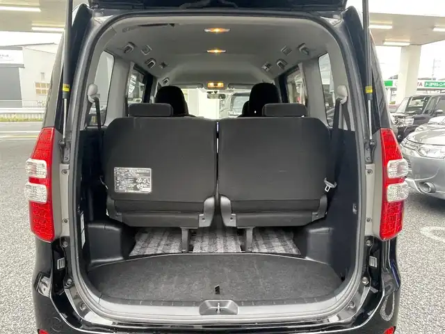 トヨタ ノア X スペシャルエディション 岐阜県 2013(平25)年 9.2万km ブラック 純正SD7型ナビ(NSZT-W64G)/(フルセグテレビ/CD/DVD/Bluetooth)/バックカメラ/ステアリングリモコン/ビルトインETC/ドライブレコーダー/プッシュスタート/両側パワースライドドア/オートライト