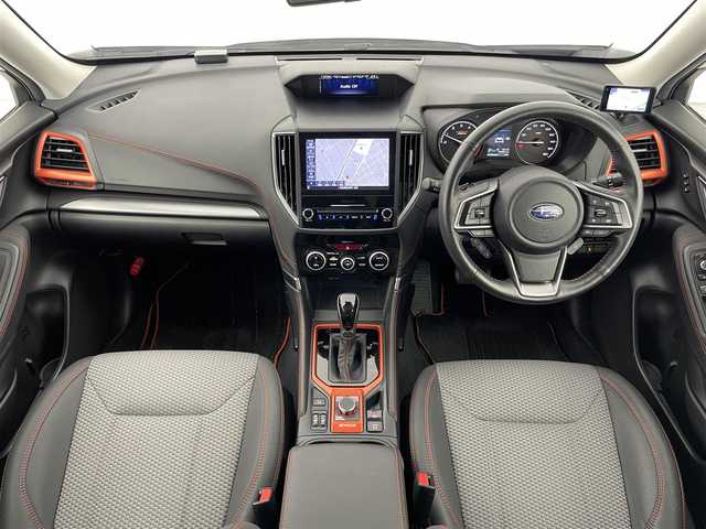 スバル フォレスター X－ブレイク 埼玉県 2020(令2)年 2.5万km クリスタルホワイトP 純正ナビ　バックカメラ　ＤＩＡＴＯＮＥサウンド　デジタルインナーミラー　ＢＳＭ　ビルトインＥＴＣ　ステアリングヒーター　メモリシート　シートヒーター　レーダークルーズコントロール　パドルシフト　地デジ