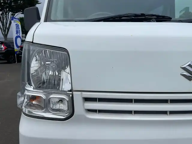 スズキ エブリイ PA 宮城県 2017(平29)年 9万km スペリアホワイト (株)IDOMが運営する【じしゃロン仙台店】の自社ローン専用車両になりますこちらは現金またはオートローンご利用時の価格です。自社ローンご希望の方は別途その旨お申付け下さい/ルーフキャリア/エアバック/ラジオプレイヤー/ETC/スペアキー/取扱説明書