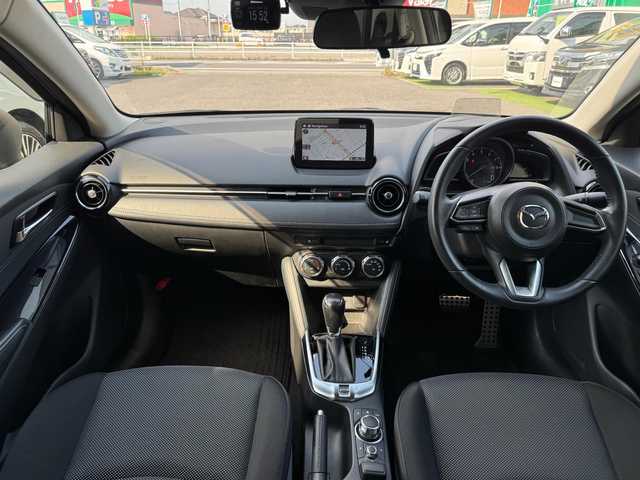 マツダ デミオ 13S ツーリング 滋賀県 2017(平29)年 3.4万km マシーングレープレミアムM 純正ナビ/　Bluetooth FM AM/バックカメラ/ドライブレコーダー/クリアランスソナー/スマートキー×2/プッシュスタート/ETC/純正15インチアルミ/純正フロアマット/ドアバイザー/電動格納ミラー/