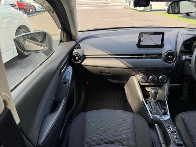 マツダ デミオ 13S ツーリング 滋賀県 2017(平29)年 3.4万km マシーングレープレミアムM 純正ナビ/　Bluetooth FM AM/バックカメラ/ドライブレコーダー/クリアランスソナー/スマートキー×2/プッシュスタート/ETC/純正15インチアルミ/純正フロアマット/ドアバイザー/電動格納ミラー/
